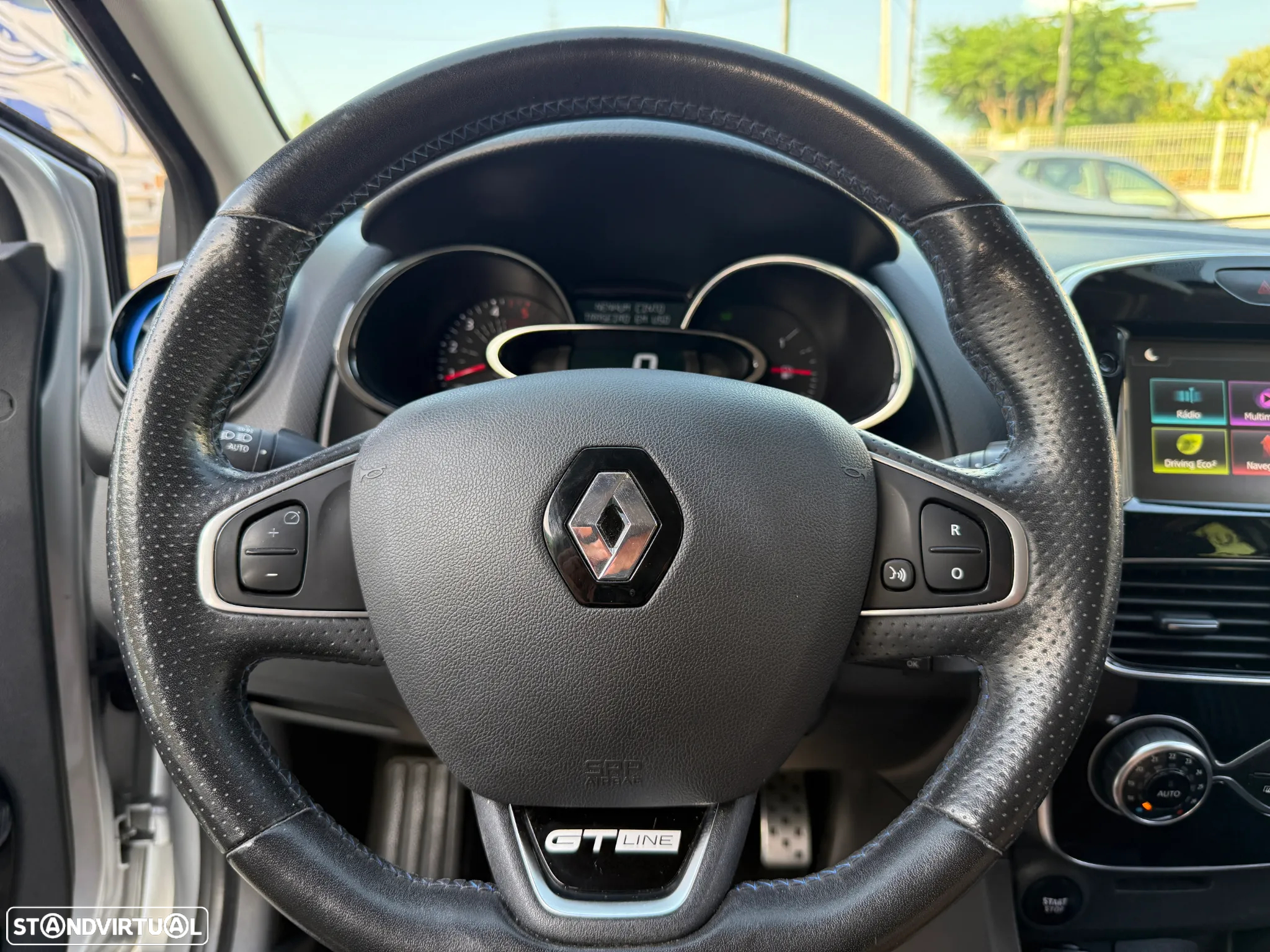 Renault Clio Sport Tourer 1.5 dCi GT Line - 25