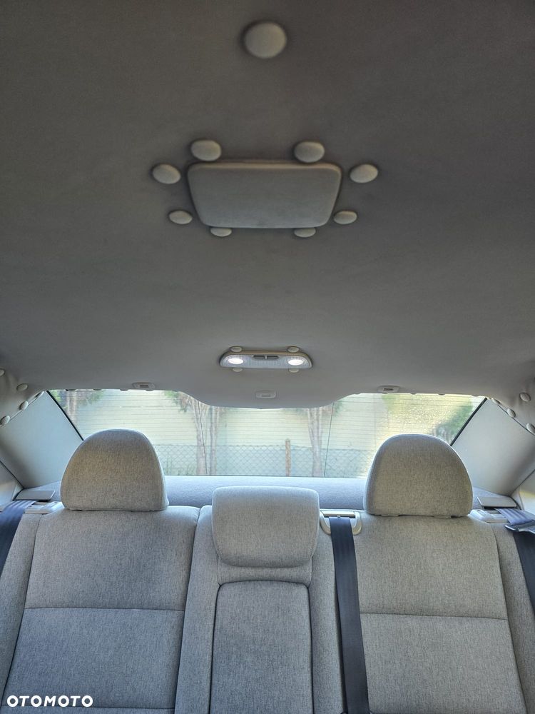 Volvo S40 1.6D - 10