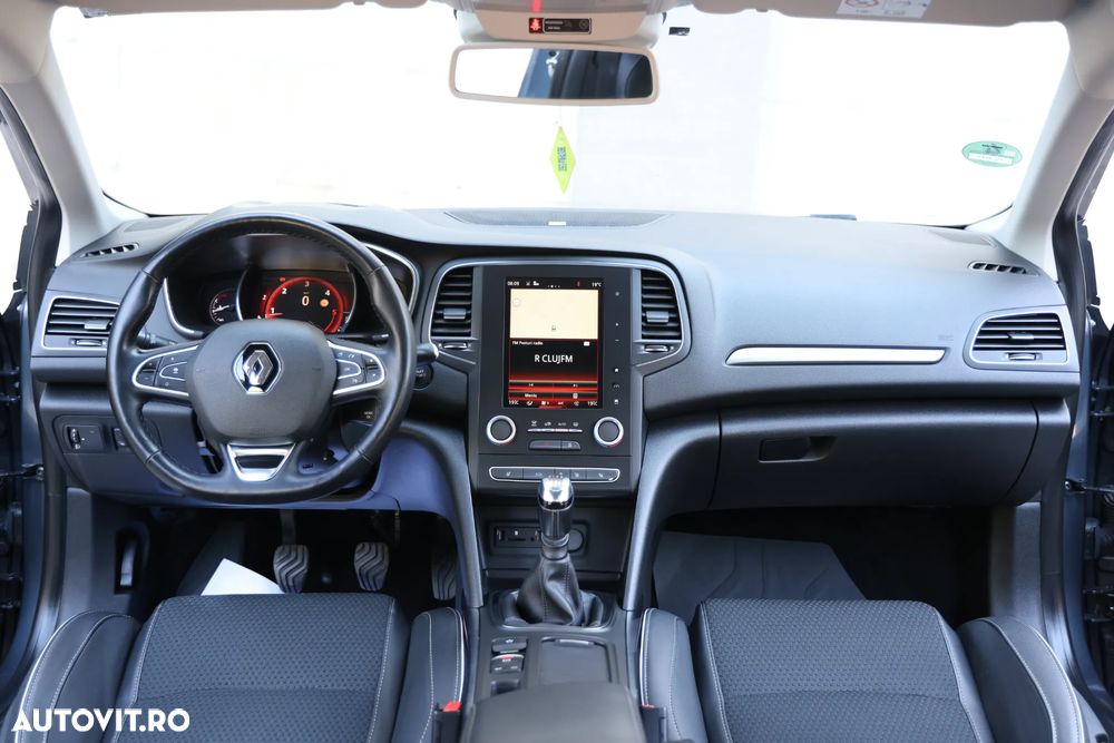 Renault Megane ENERGY dCi 110 Start & Stop Bose Edition - 16