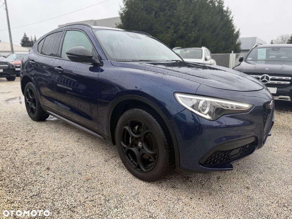 Alfa Romeo Stelvio 2.0 Turbo Executive Q4 - 4