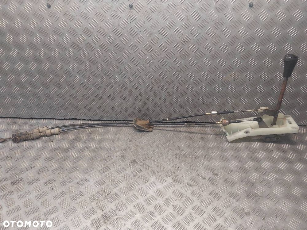 LEWAREK GAŁKA ZMIANY BIEGÓW + LINKI NISSAN X-TRAIL I 2.0 16V - 1