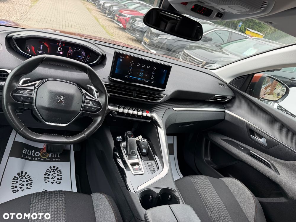Peugeot 5008 - 22