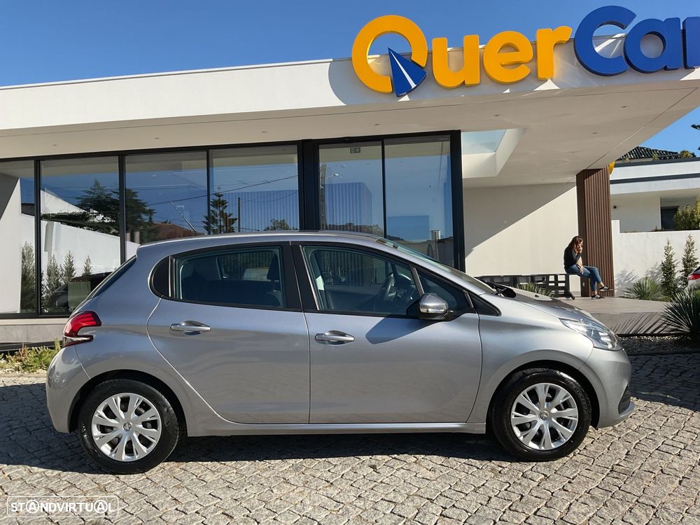 Peugeot 208 1.2 PureTech Active - 5
