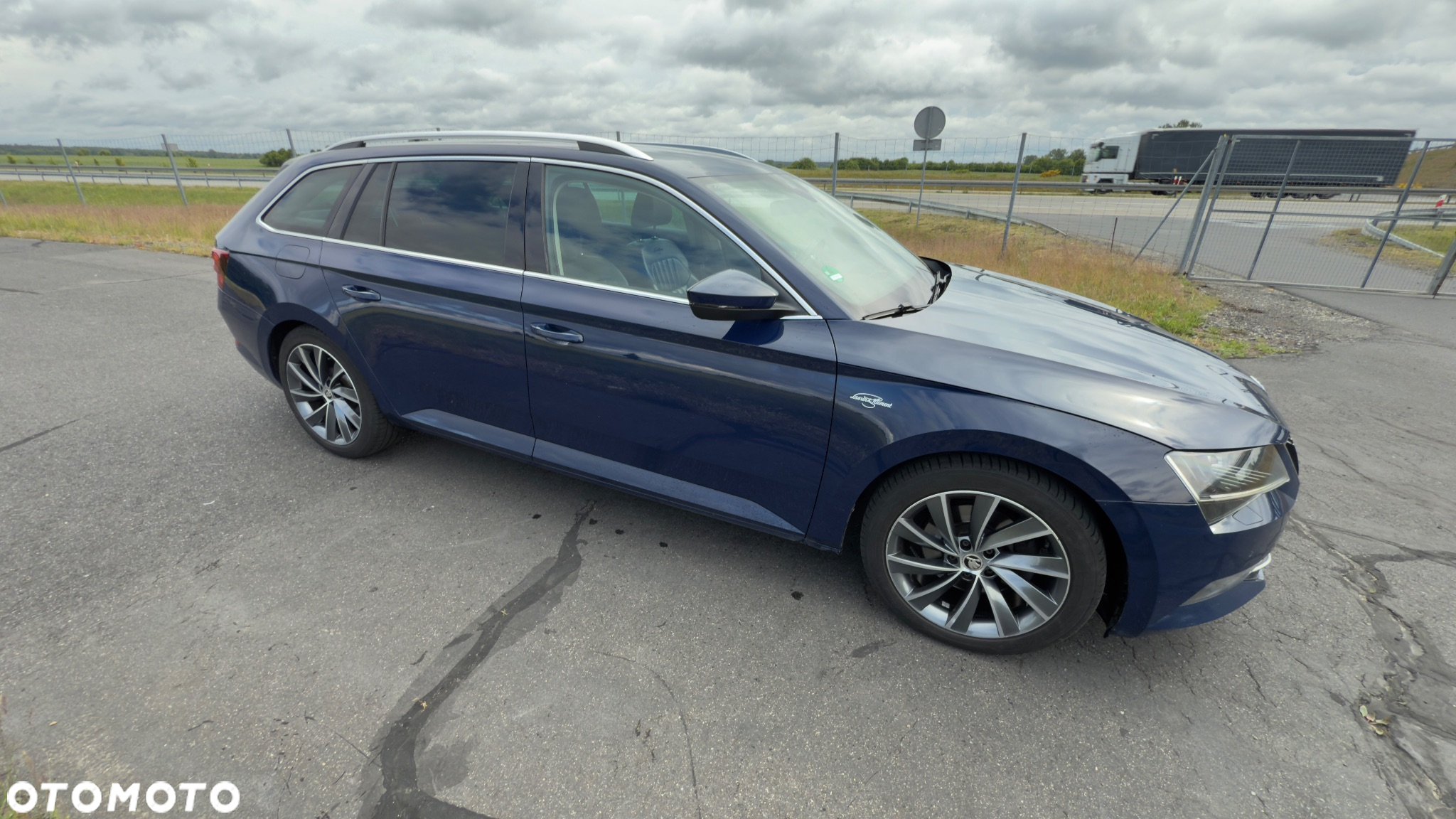 Skoda Superb 2.0 TDI L&K DSG - 5