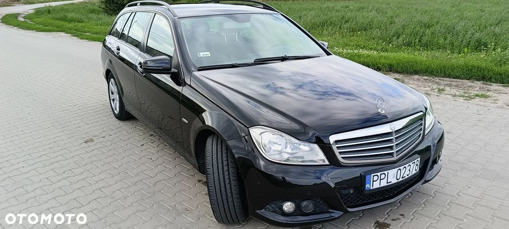 Mercedes-Benz Klasa C 180 CDI DPF (BlueEFFICIENCY) Avantgarde - 2