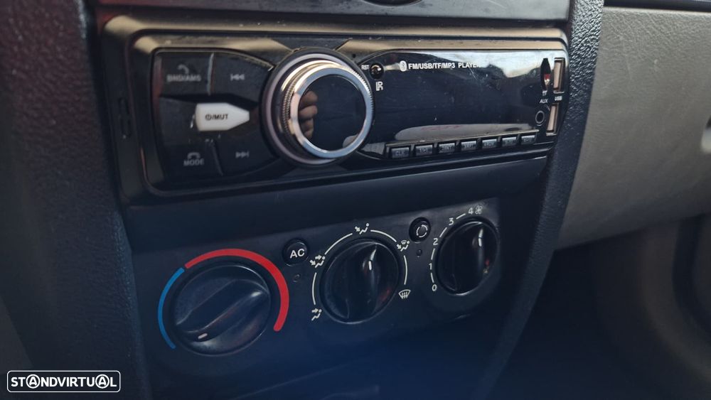 Renault Clio 1.5 dCi Dynamique - 6