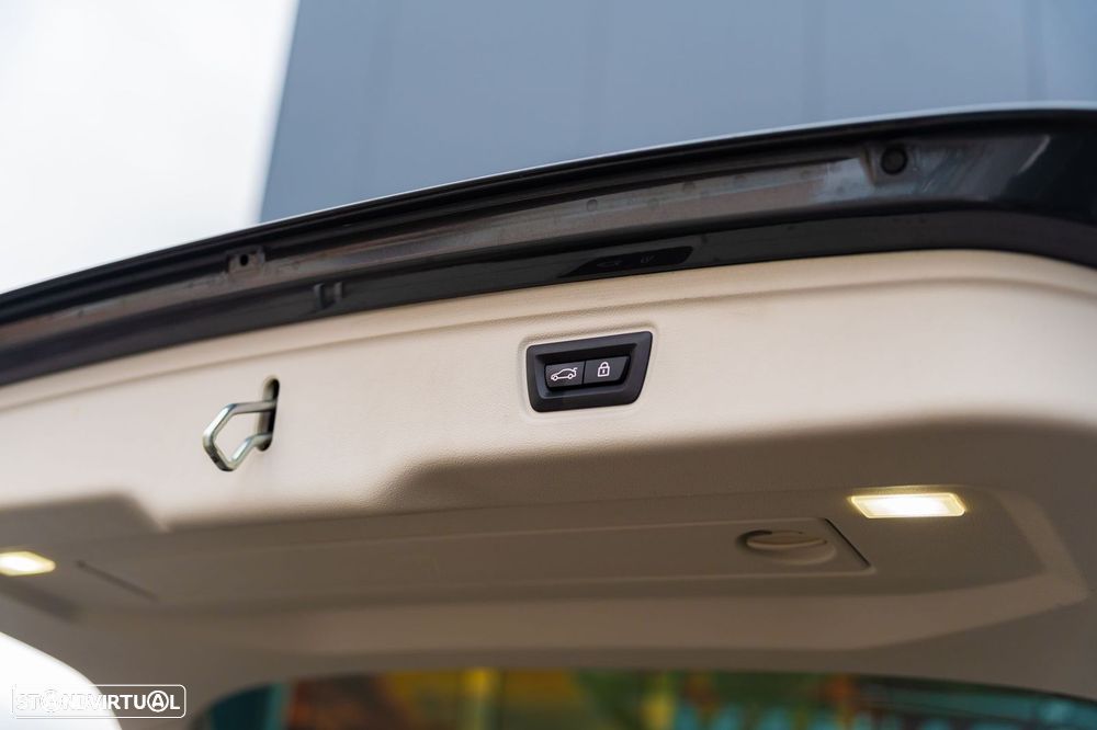 BMW 320 d xDrive Pack M Auto - 30