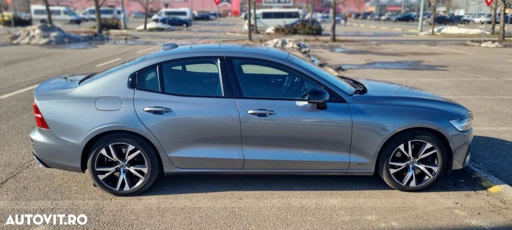 Volvo S60 T8 Recharge AWD Geartronic RDesign - 9