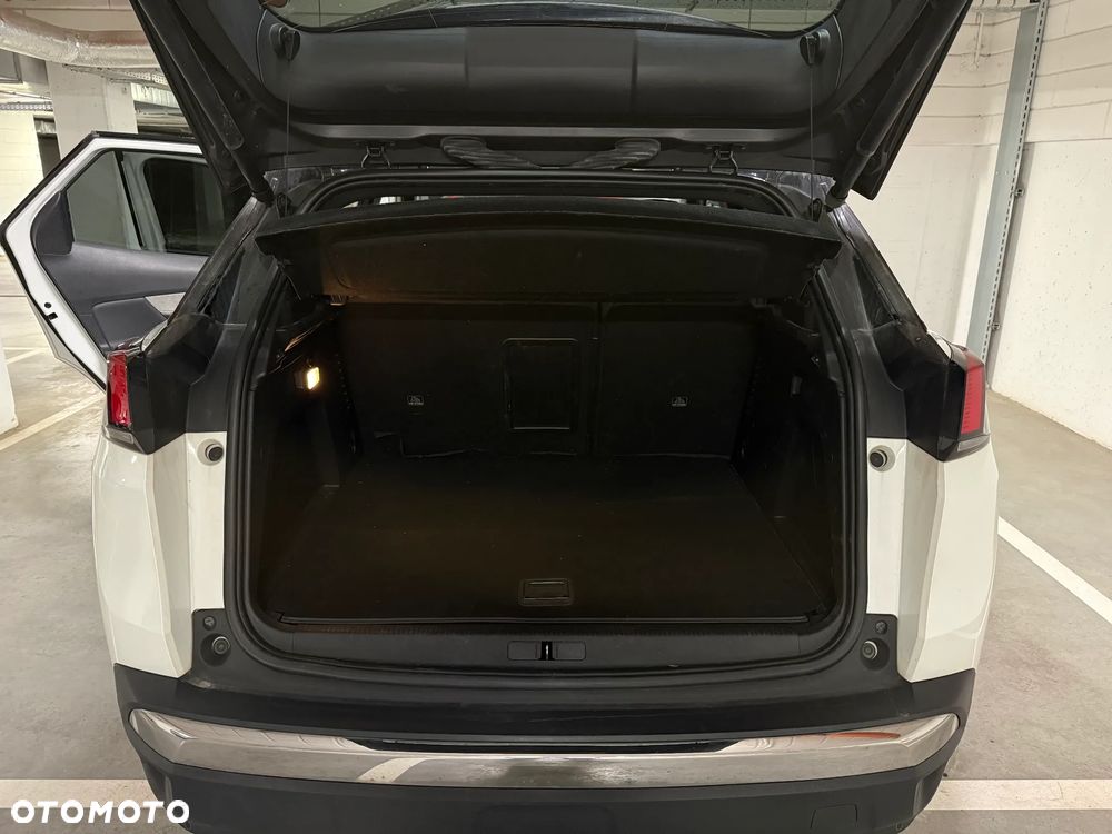 Peugeot 3008 1.6 PureTech Hybrid PHEV Allure Pack S&S EAT8 - 13