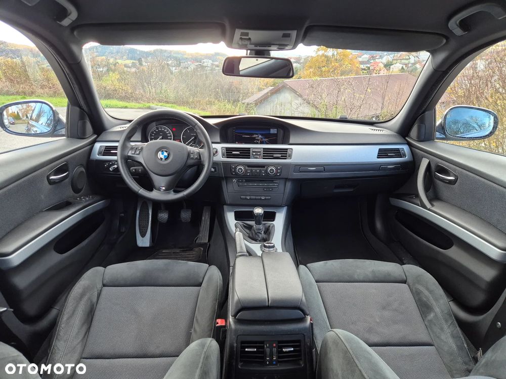 BMW Seria 3 320d - 15