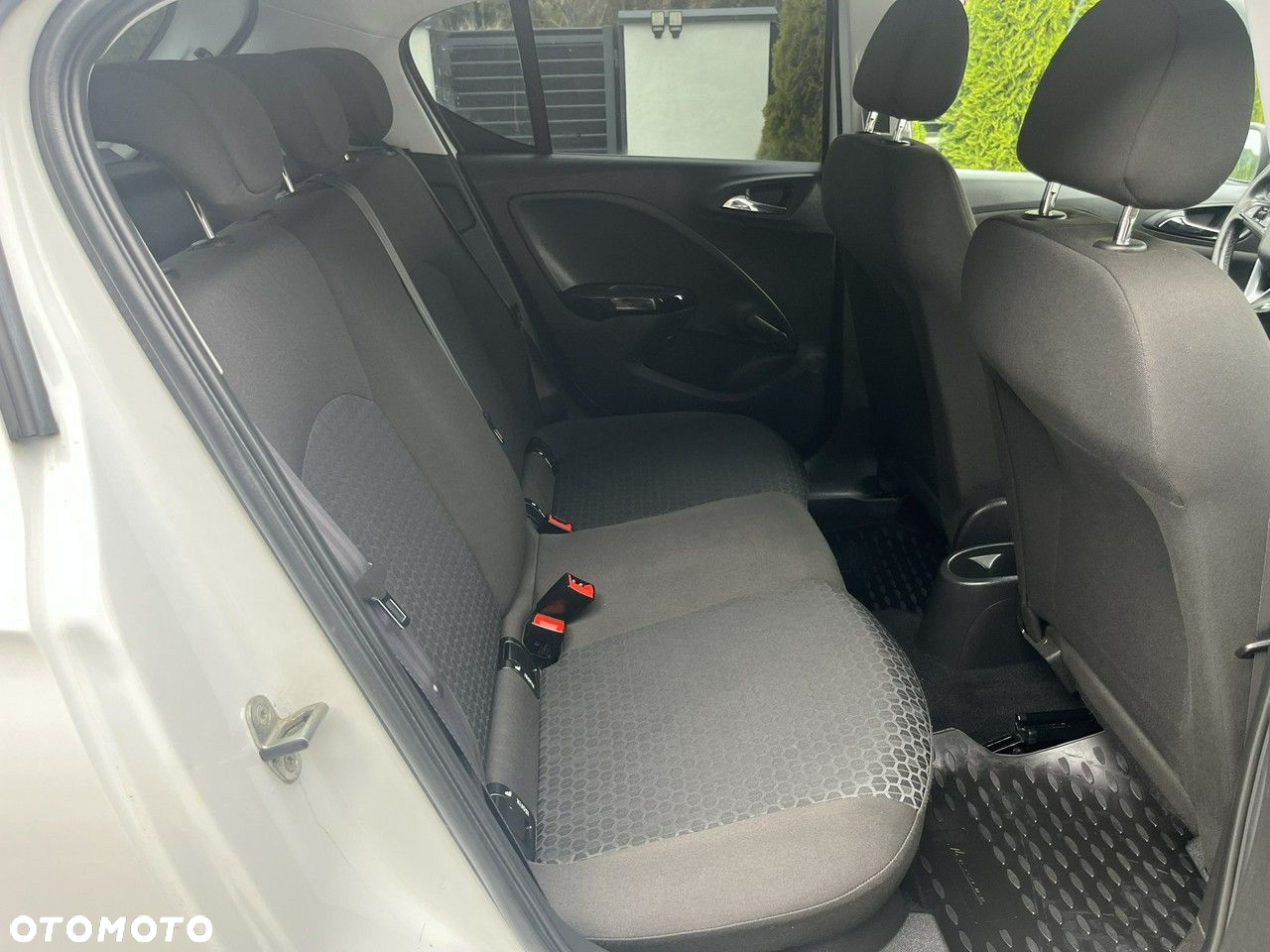 Opel Corsa - 12