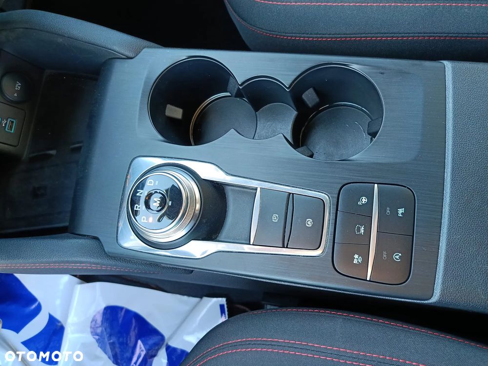 Ford Kuga - 14