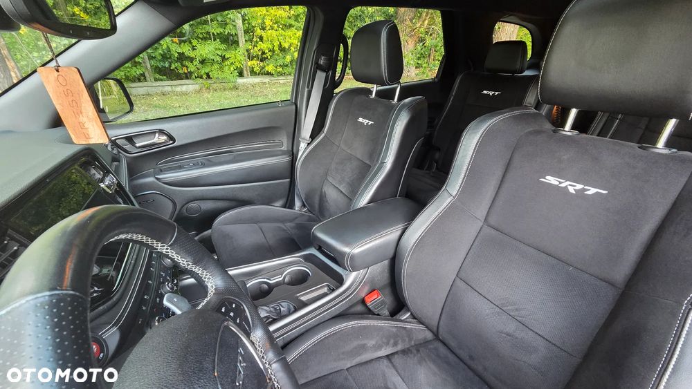 Dodge Durango 6.4 SRT - 36