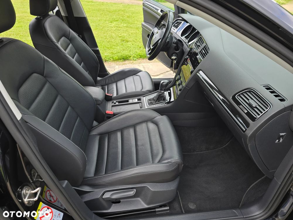 Volkswagen Golf 2.0 TDI SCR DSG Highline - 17