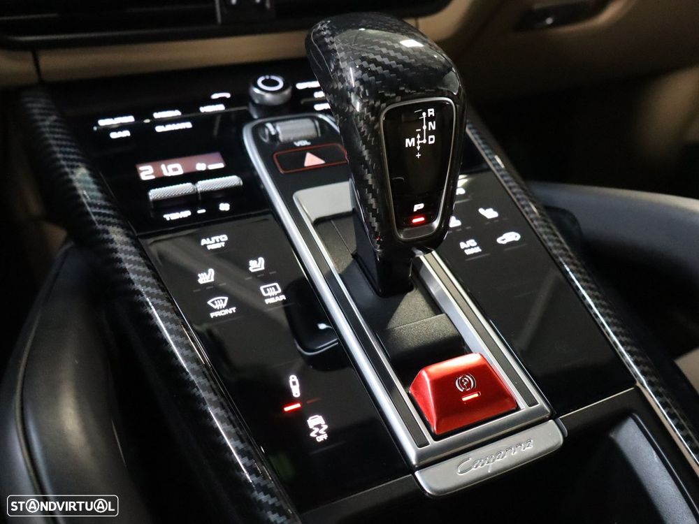 Porsche Cayenne Platinum Edition - 24