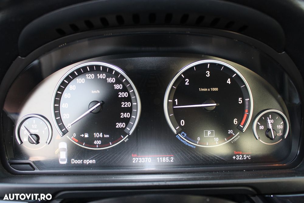 BMW Seria 5 520d Aut. - 24