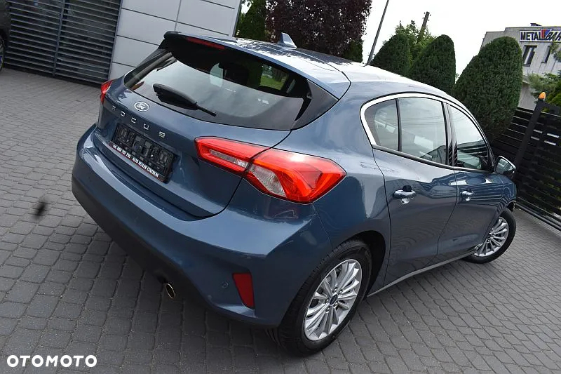 Ford Focus 1.5 EcoBoost Titanium - 4