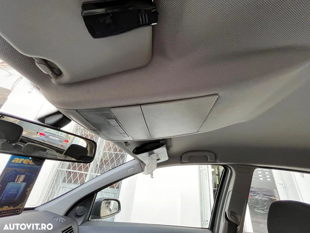 Opel Astra 1.3 CDTI - 22