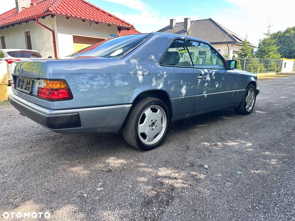 Mercedes-Benz W124 (1984-1993) - 10