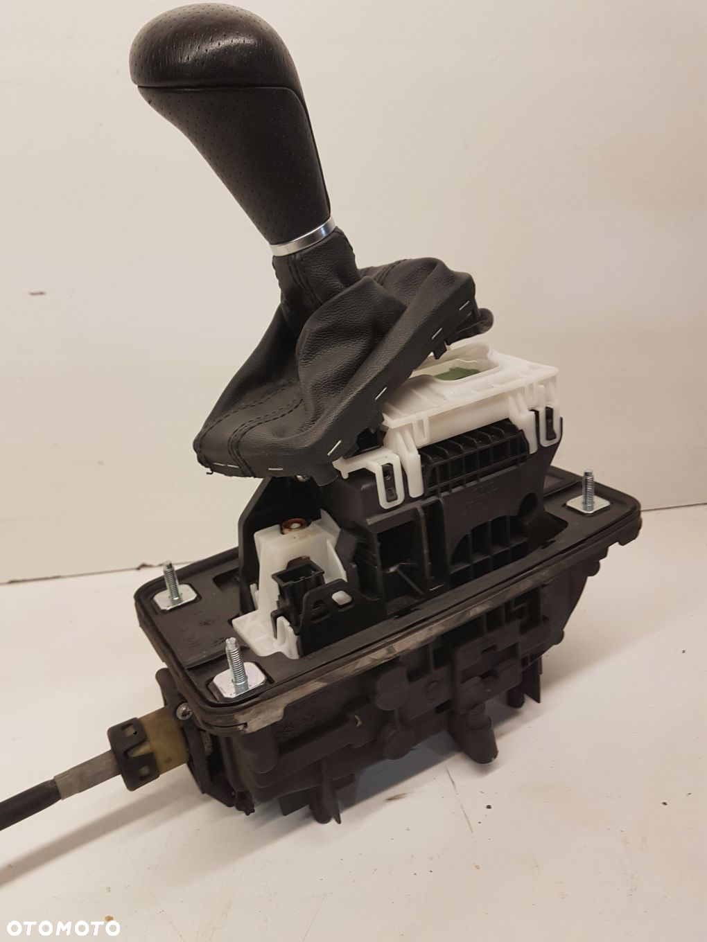 WYBIERAK BIEGÓW LEWAREK AUDI A4 B8 A5 8K2713041AD - 2