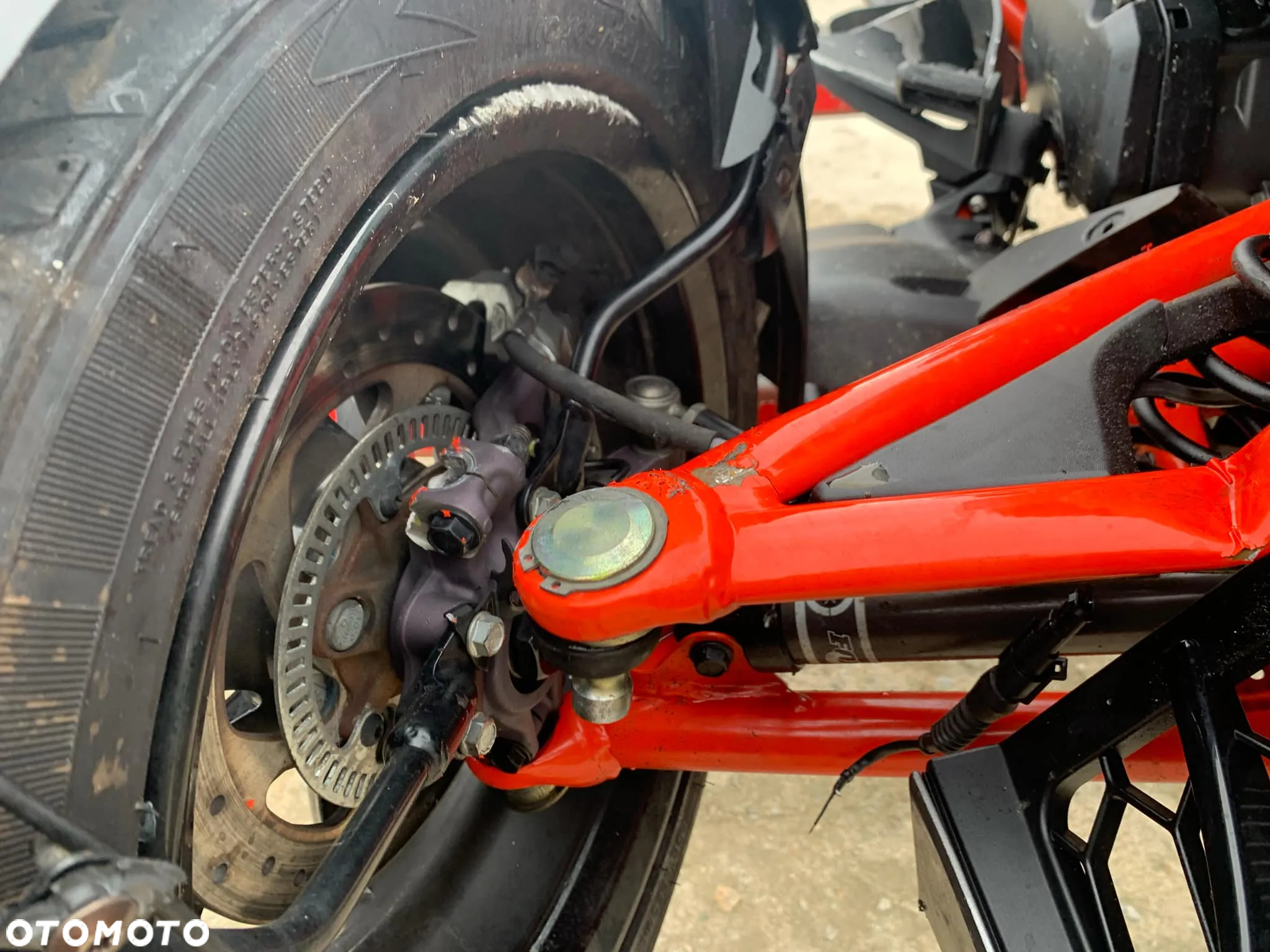 Can-Am Spyder - 24