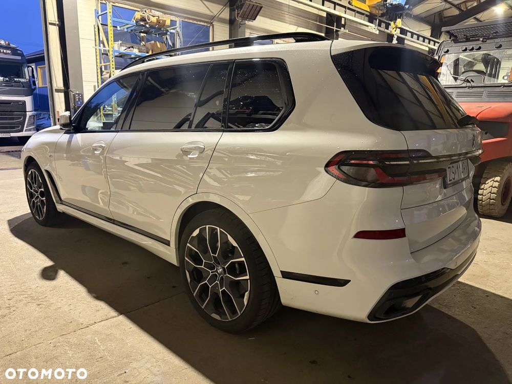 BMW X7 - 17