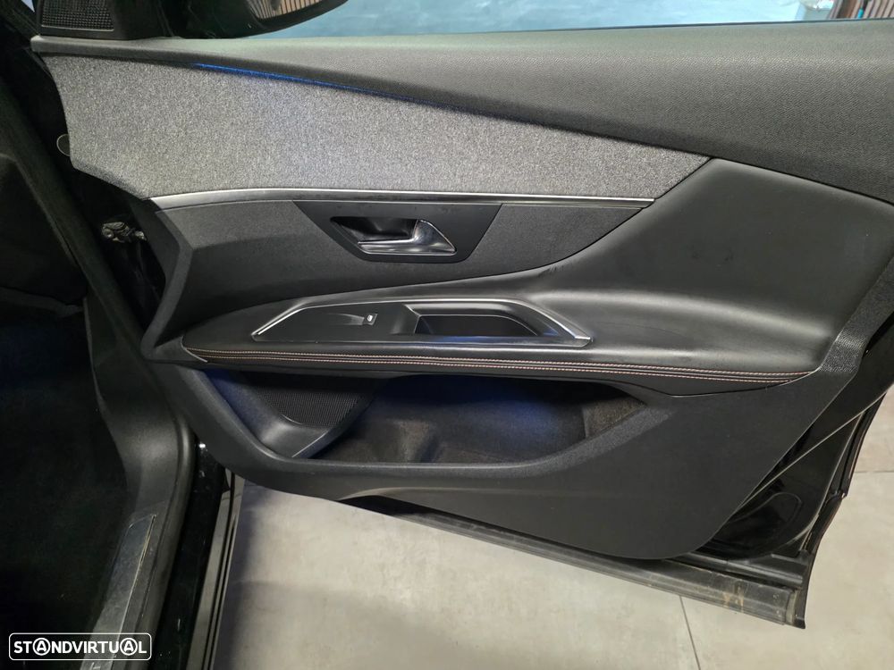 Peugeot 3008 BlueHDi 130 Stop & Start EAT8 GT Pack - 17