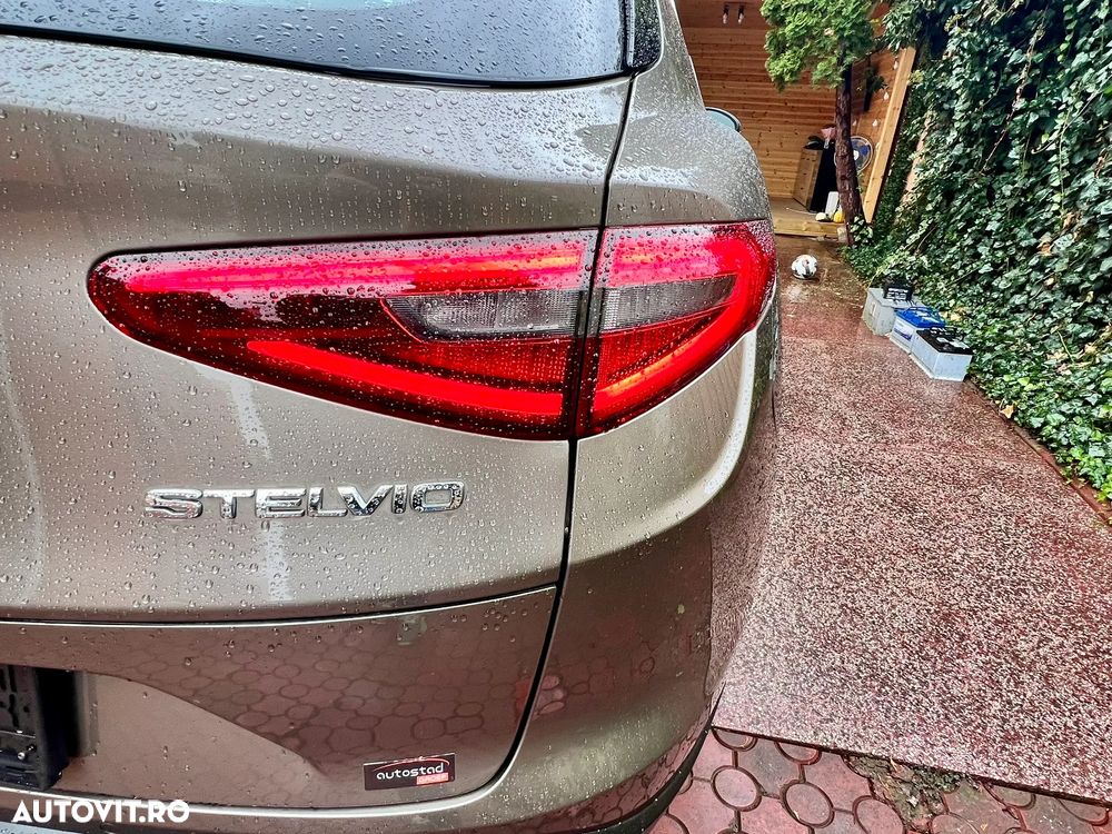 Alfa Romeo Stelvio 2.2 Diesel 16V AT8 Super - 16