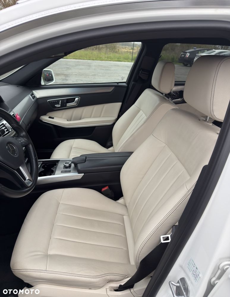 Mercedes-Benz Klasa E - 14