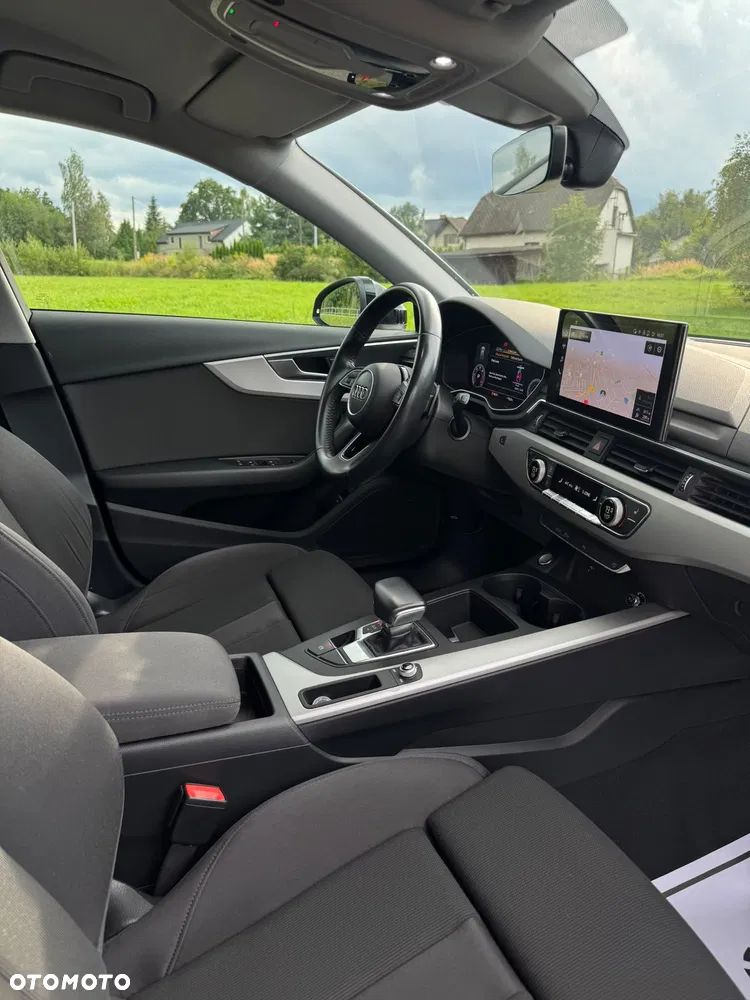 Audi A4 Avant - 30