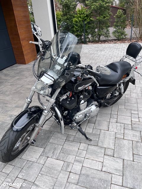 Harley-Davidson Sportster Custom 1200C - 1