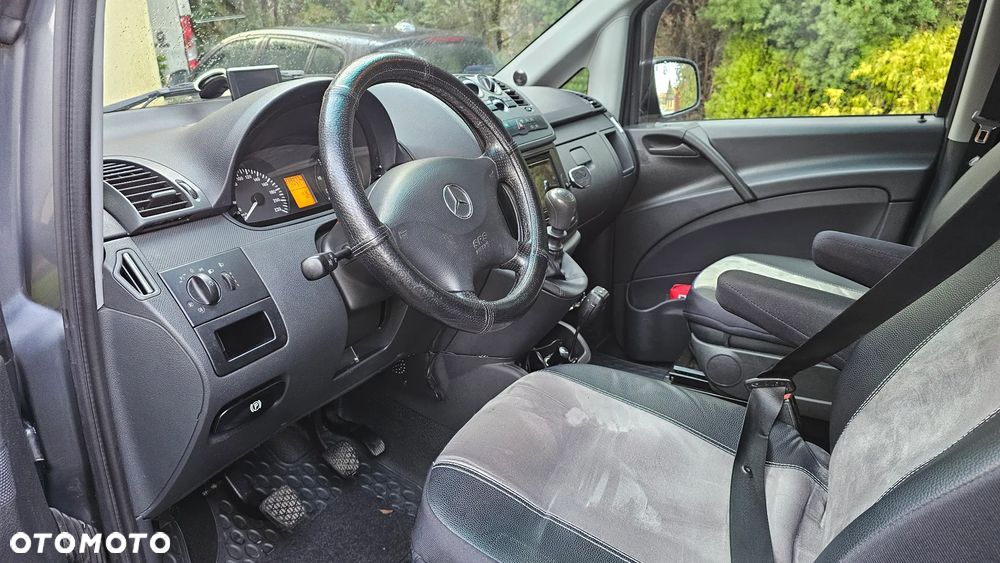 Mercedes-Benz Vito Univan 639.605 - 14