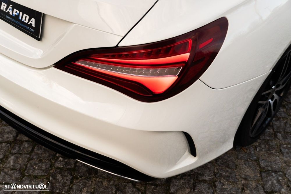 Mercedes-Benz CLA 180 d Shooting Brake AMG Line - 21