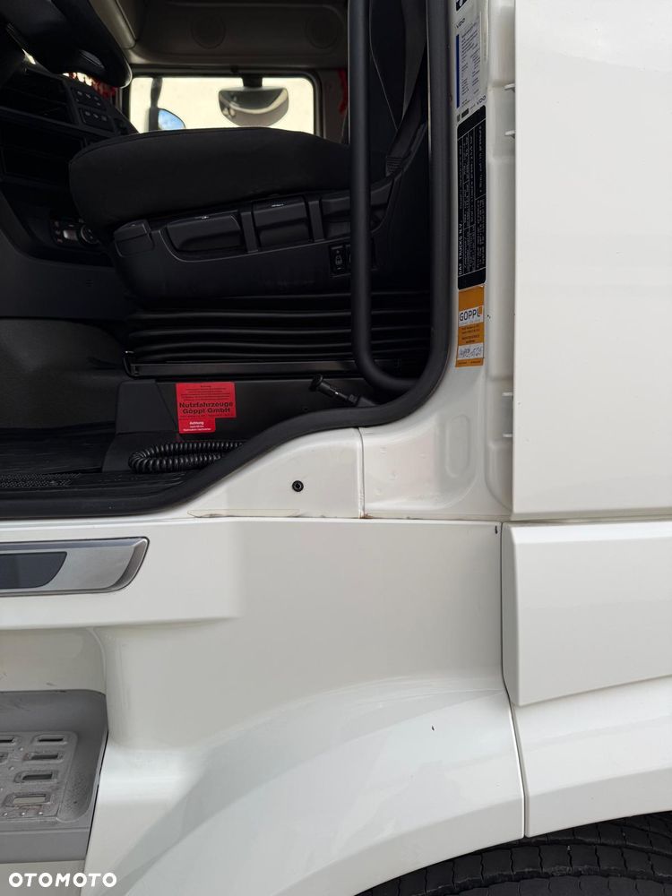 DAF 106 - 38