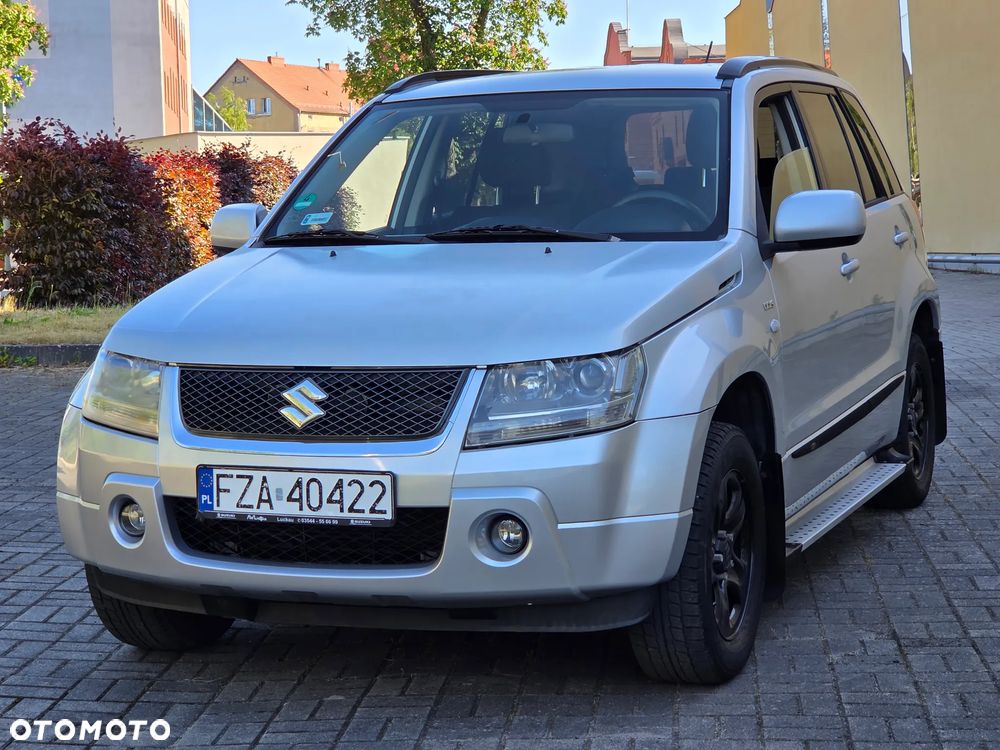 Suzuki Grand Vitara 1.9 DDiS Comfort DPF Family - 14
