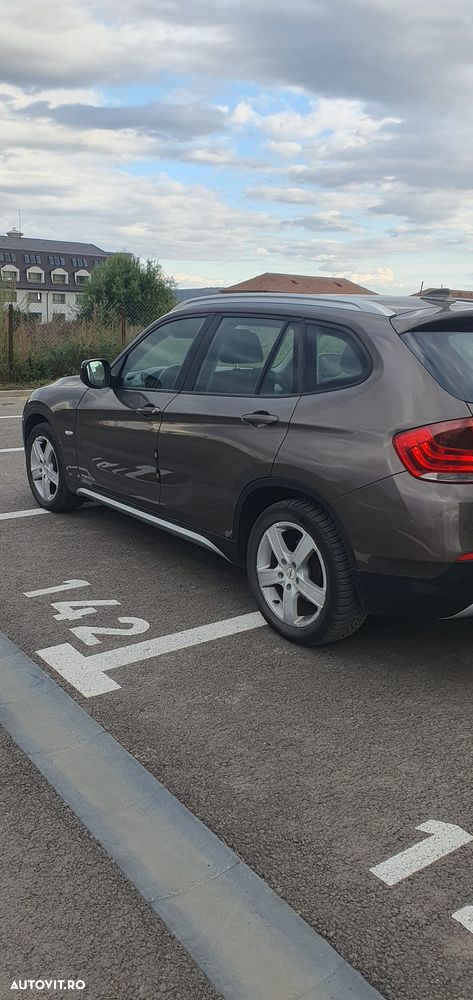 BMW X1 xDrive20d Aut. - 6