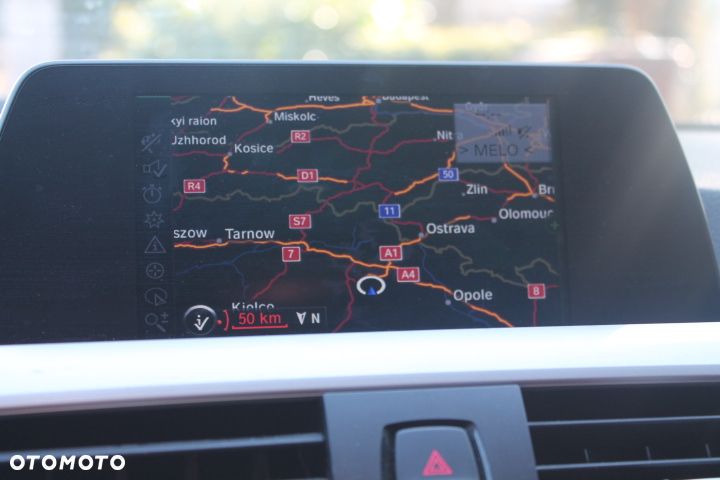BMW Seria 3 318d Modern Line - 12