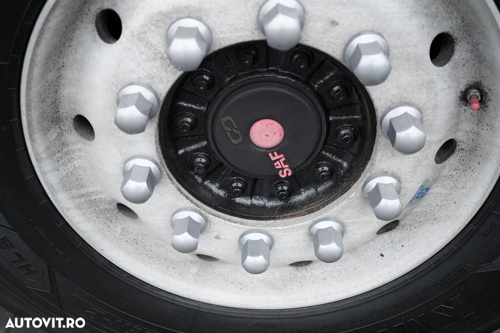 Wielton WIELTON / BASCULATOR / 26 M3 / GREUTATE: 4700 KG / CP CHUTTER / AXĂ RIDICATĂ / - 22