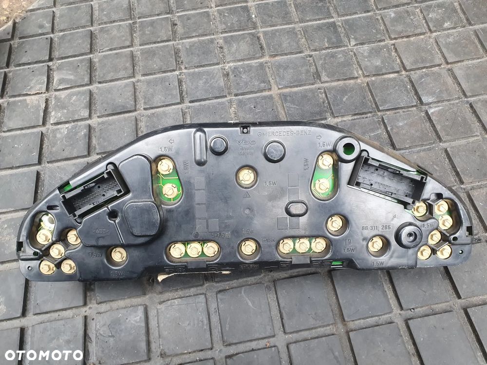 LICZNIK ZEGAR 2025407748 MERCEDES EUROPA - 3