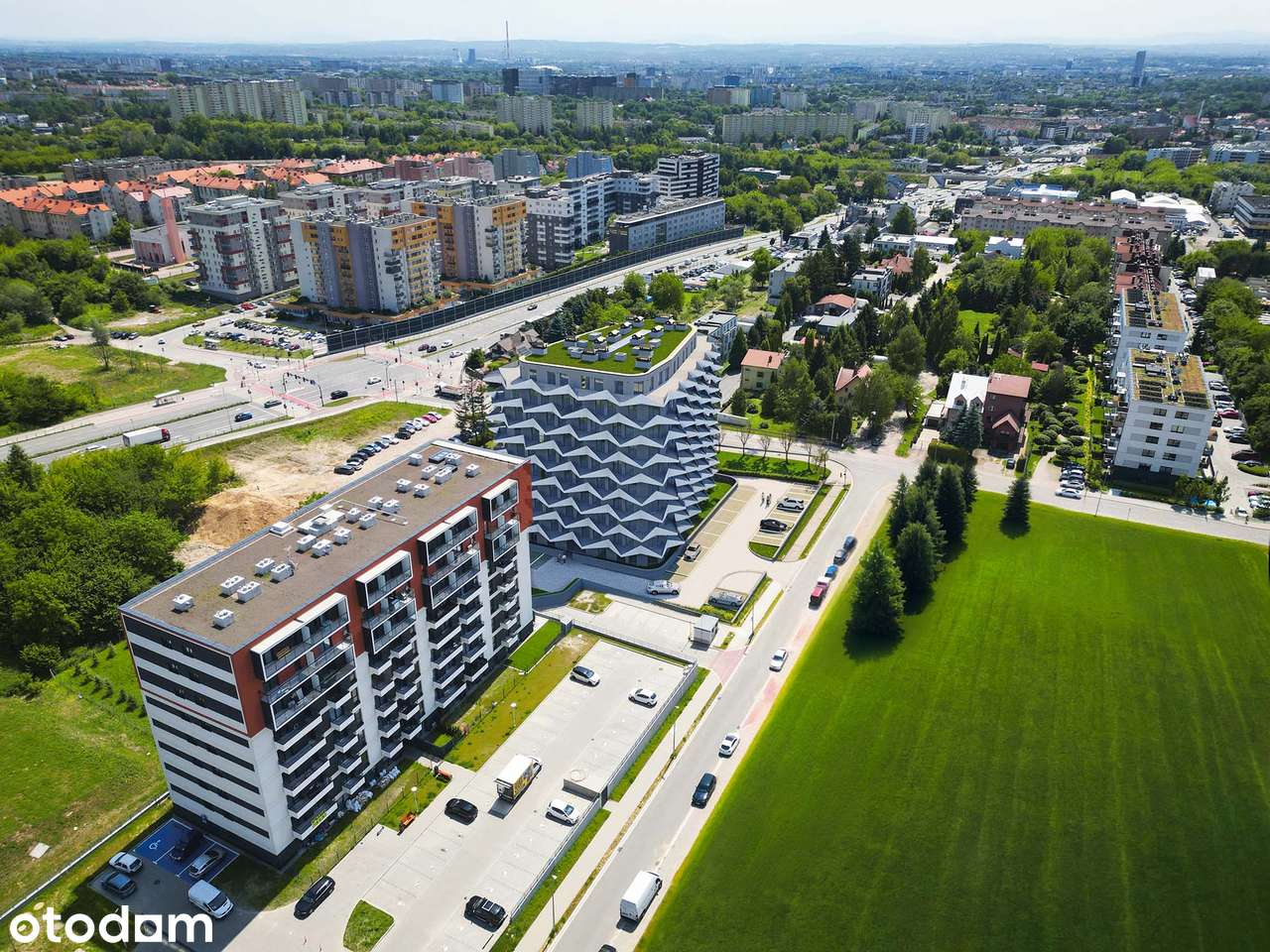 4-pokojowe mieszkanie 77m2 + loggia