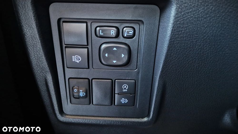 Toyota Land Cruiser LC 2.8 D-4D Prado - 8