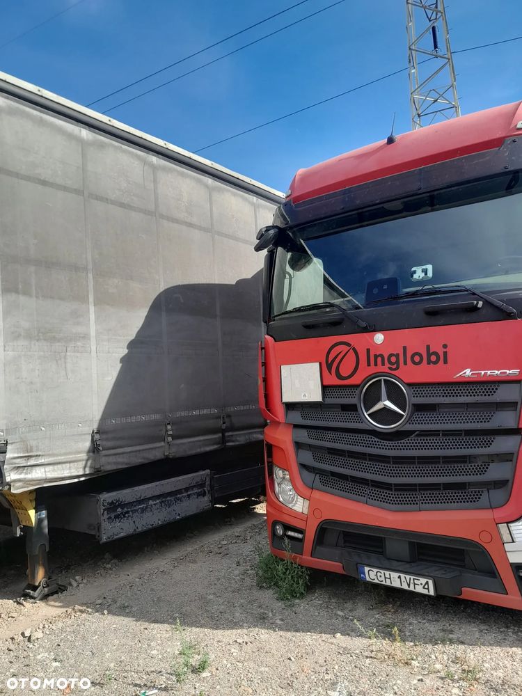 Mercedes-Benz actros - 2