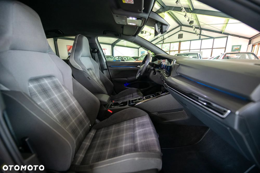 Volkswagen Golf 2.0 TDI GTD DSG - 26