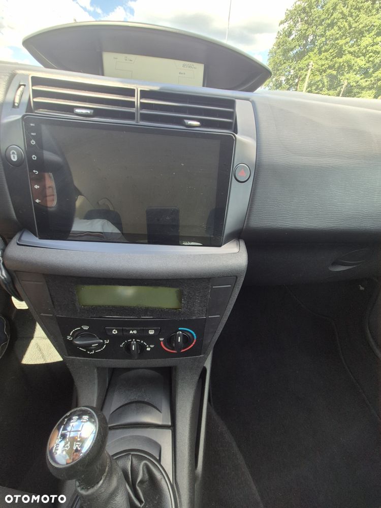 Citroën C4 - 8