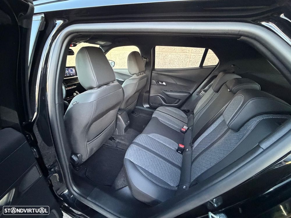 Peugeot 2008 1.2 PureTech Allure Pack EAT8 - 7