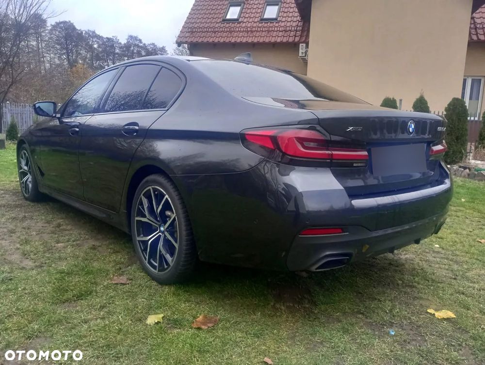 BMW Seria 5 520d xDrive - 4