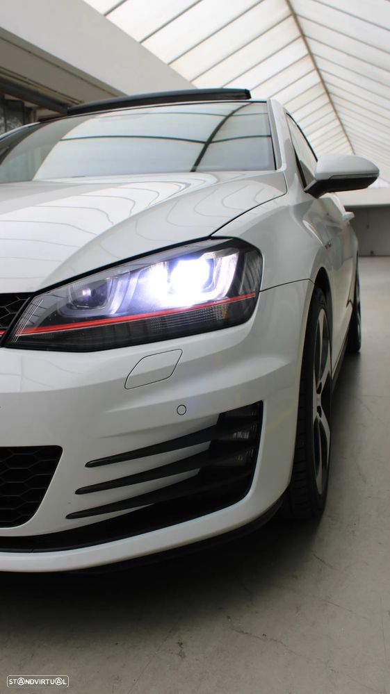 VW Golf GTI Performance BlueMotion - 19