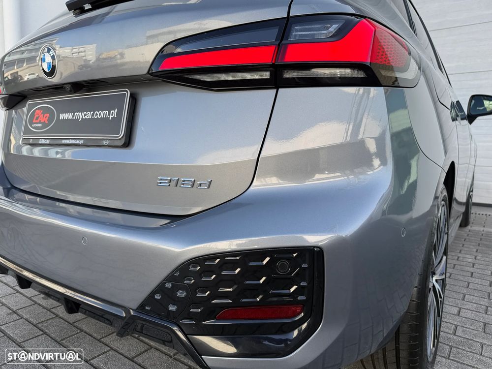 BMW 218 Active Tourer d Pack Desportivo M Auto - 12