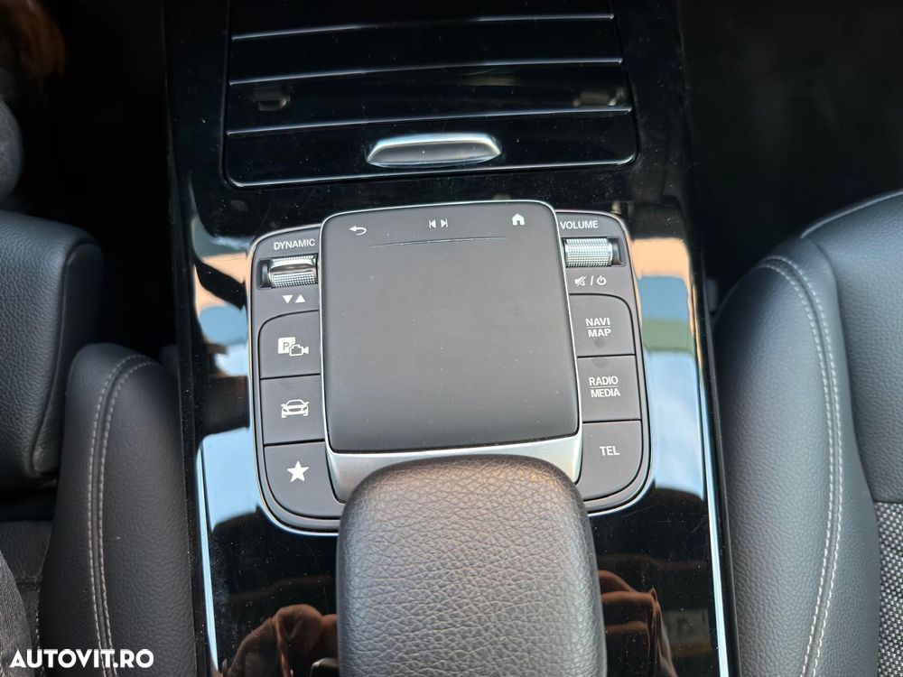 Mercedes-Benz A 180 d Sedan 8G-DCT Style - 24
