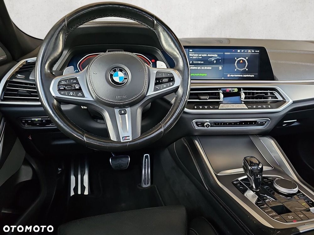 BMW X6 xDrive40i - 17